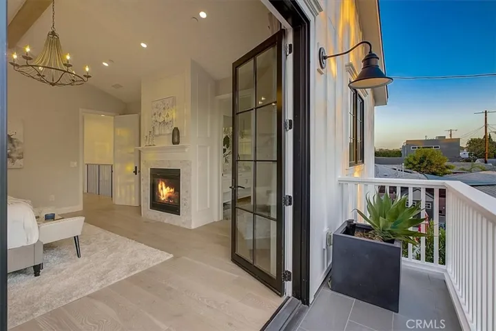3513 Ashwood Avenue, Los Angeles, California 90066