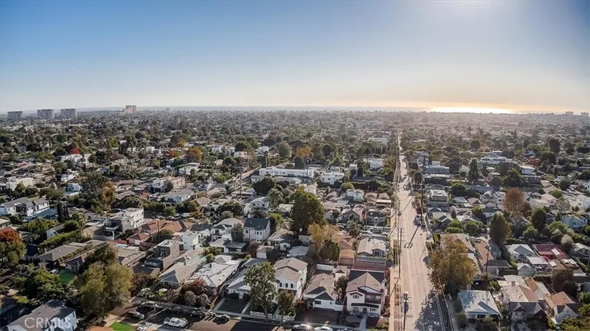 3513 Ashwood Avenue, Los Angeles, California 90066