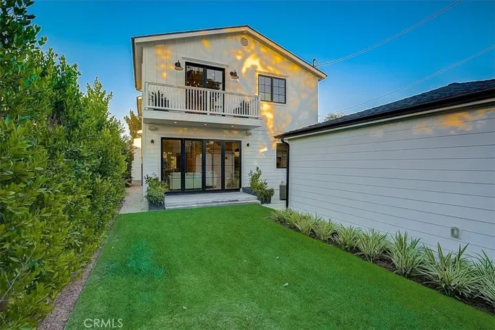3513 Ashwood Avenue, Los Angeles, California 90066