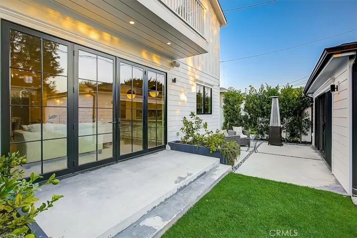 3513 Ashwood Avenue, Los Angeles, California 90066