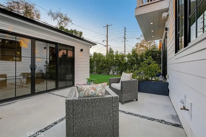 3513 Ashwood Avenue, Los Angeles, California 90066