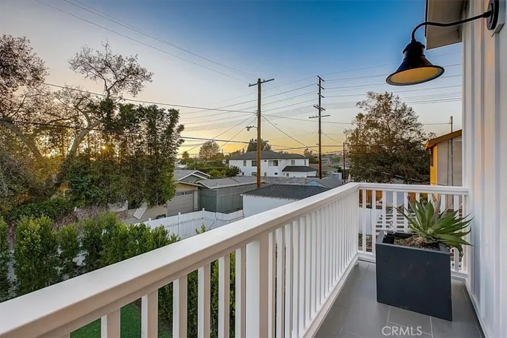 3513 Ashwood Avenue, Los Angeles, California 90066