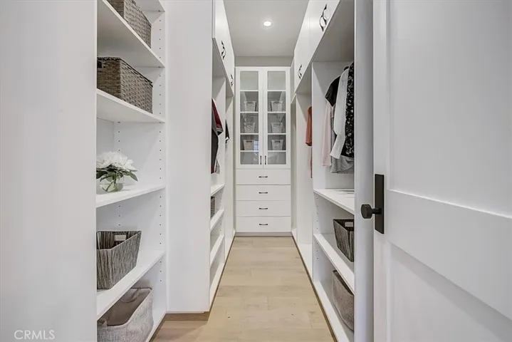 3513 Ashwood Avenue, Los Angeles, California 90066