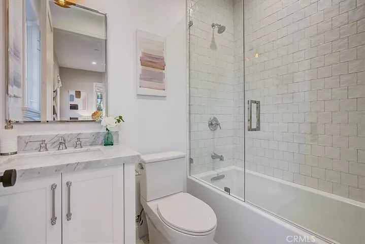 3513 Ashwood Avenue, Los Angeles, California 90066