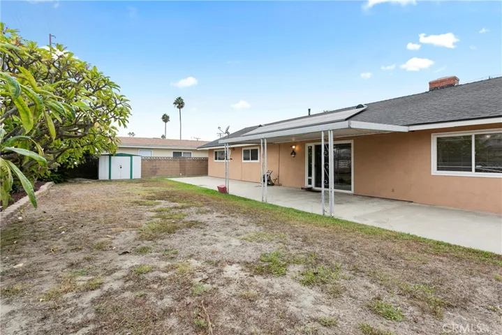 6252 Navajo Road, Westminster, California 92683