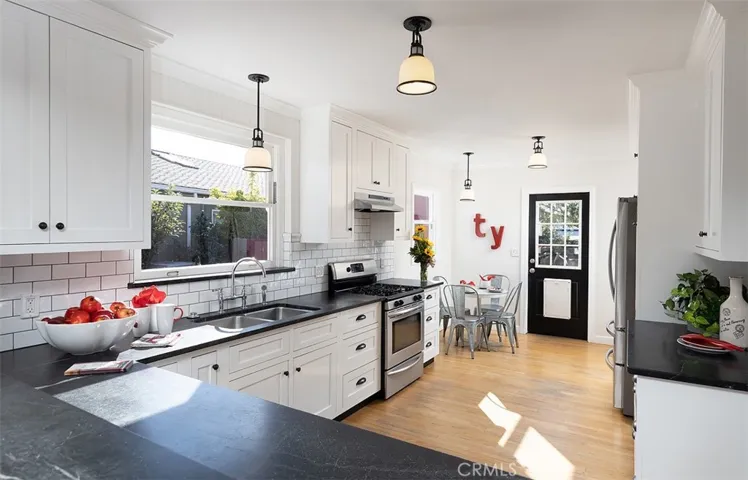 1910 N Towner Street, Santa Ana, California 92706