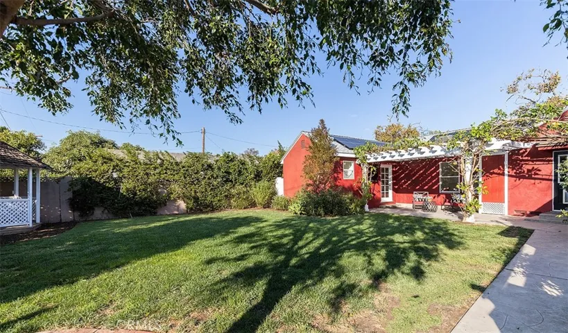 1910 N Towner Street, Santa Ana, California 92706