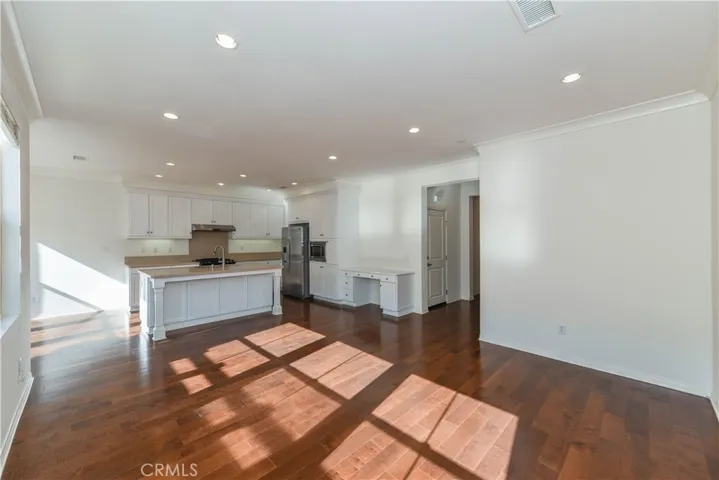 34 Peach Blossom 43, Irvine, California 92618