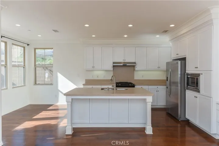 34 Peach Blossom 43, Irvine, California 92618