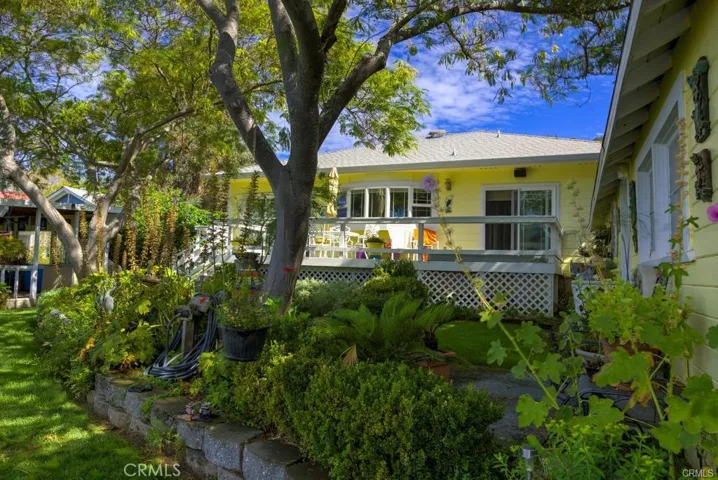 9505 Harbor Drive, Glenhaven, California 95443