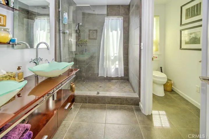 9505 Harbor Drive, Glenhaven, California 95443