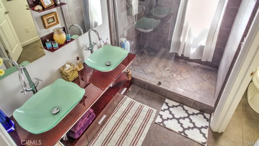 9505 Harbor Drive, Glenhaven, California 95443