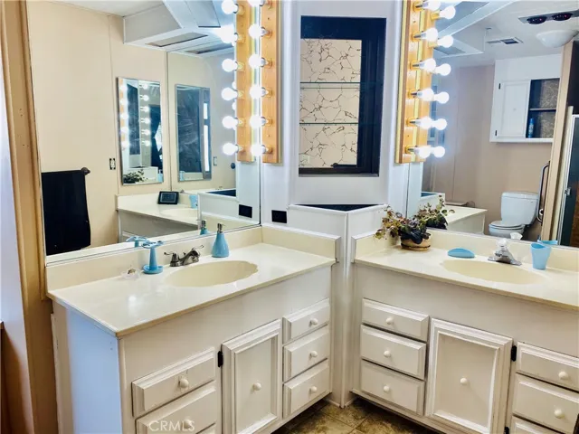 5001 W Florida 630, Hemet, California 92545