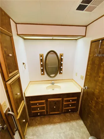 5001 W Florida 630, Hemet, California 92545