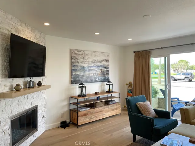 1713 W Balboa Boulevard A, Newport Beach, California 92663