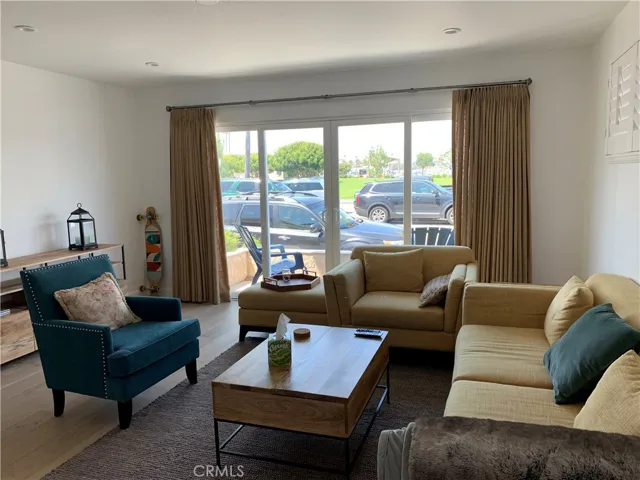 1713 W Balboa Boulevard A, Newport Beach, California 92663