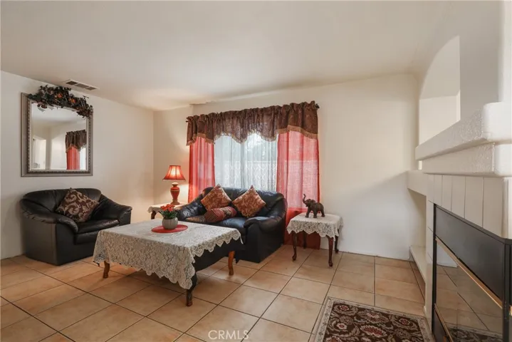 43163 Camino Caruna, Temecula, California 92592