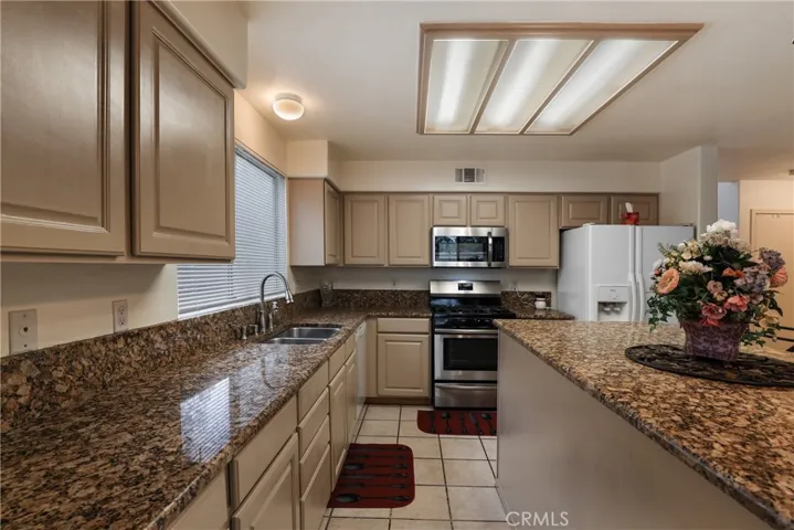 43163 Camino Caruna, Temecula, California 92592