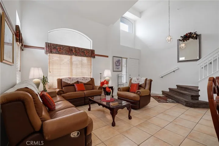 43163 Camino Caruna, Temecula, California 92592