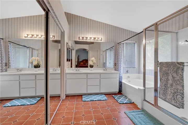 43163 Camino Caruna, Temecula, California 92592