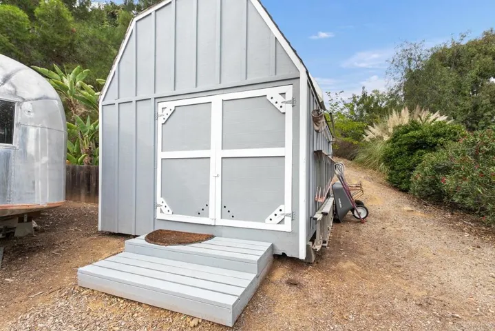 3226 Gopher Canyon Road, Vista, California 92084