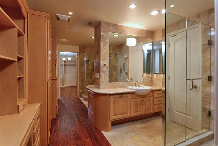 1001 Genter St 6b, La Jolla, California 92037