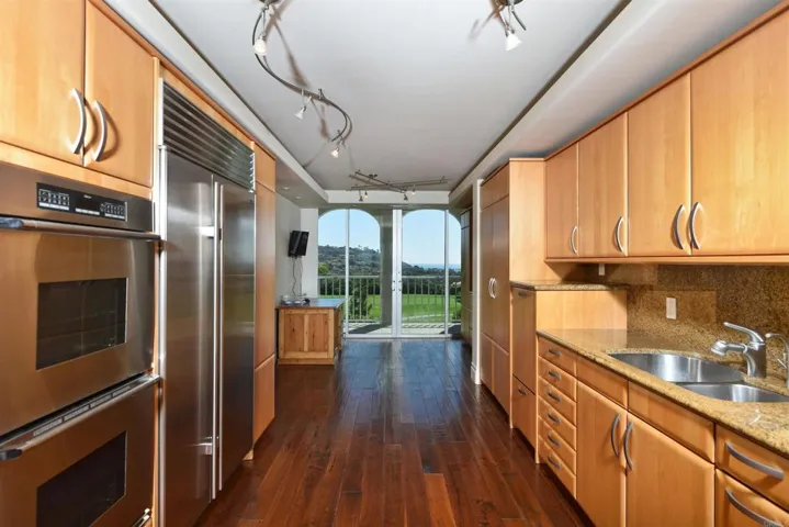 1001 Genter St 6b, La Jolla, California 92037