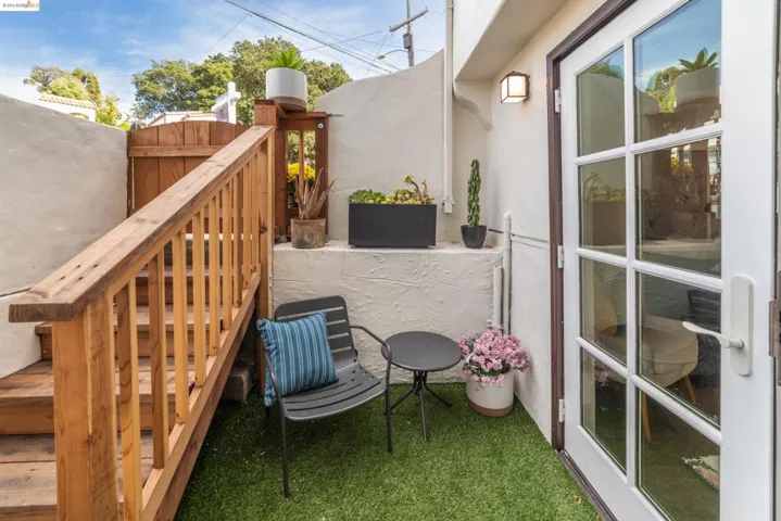 4551 Tompkins, Oakland, California 94619