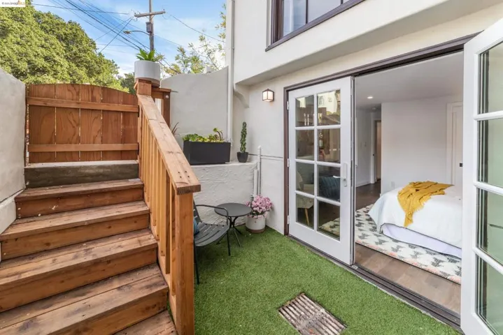4551 Tompkins, Oakland, California 94619