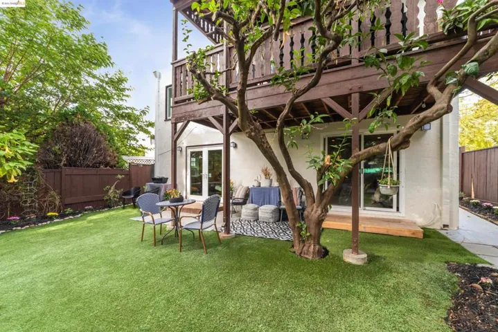 4551 Tompkins, Oakland, California 94619
