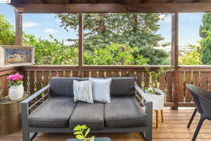 4551 Tompkins, Oakland, California 94619