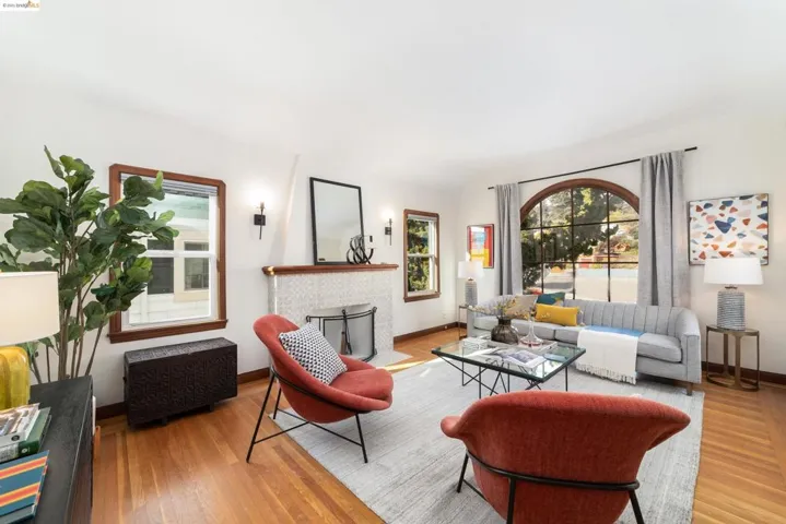 4551 Tompkins, Oakland, California 94619