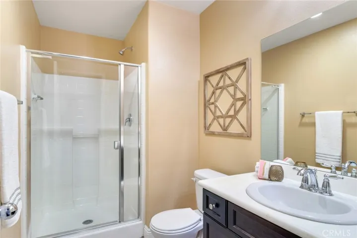 16760 Morning Dew Lane, Fontana, California 92336