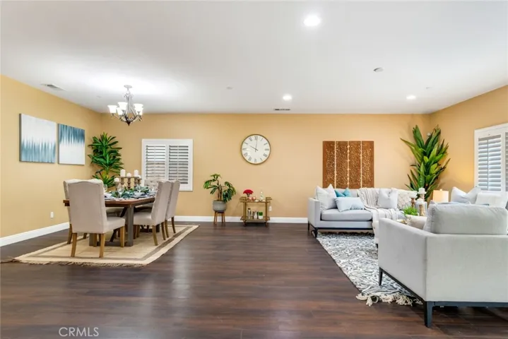 16760 Morning Dew Lane, Fontana, California 92336