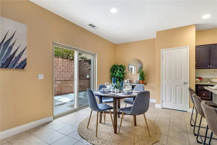 16760 Morning Dew Lane, Fontana, California 92336