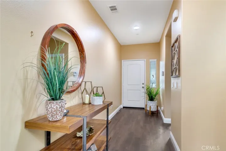 16760 Morning Dew Lane, Fontana, California 92336
