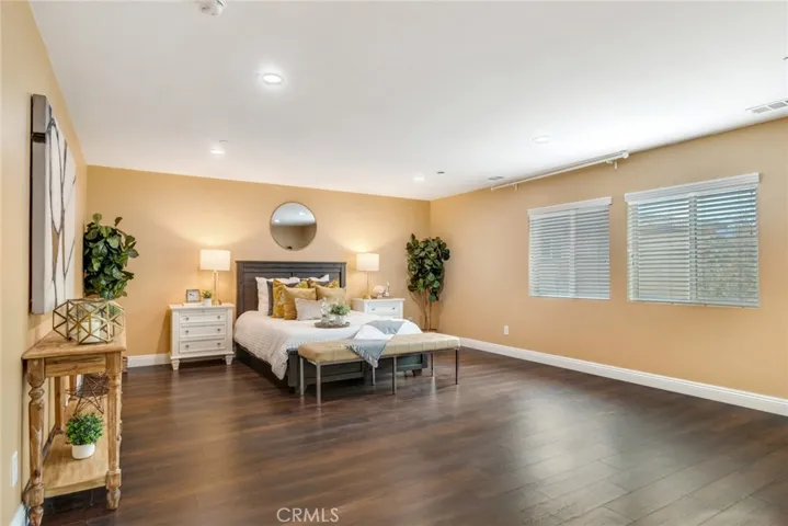 16760 Morning Dew Lane, Fontana, California 92336