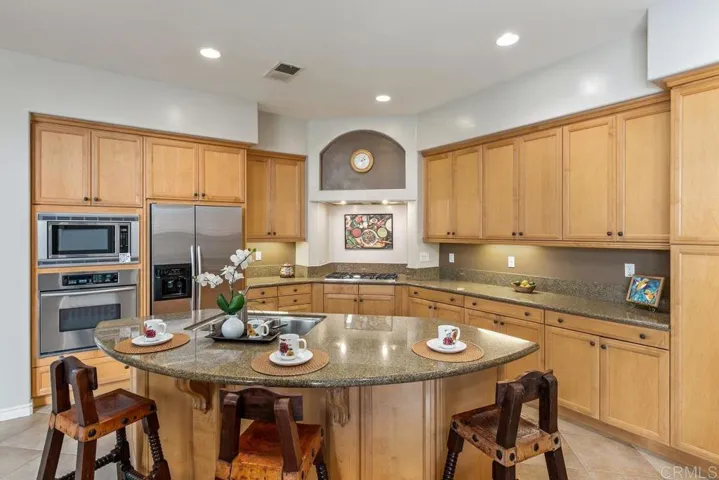 2998 W Bainbridge Road, San Diego, California 92106