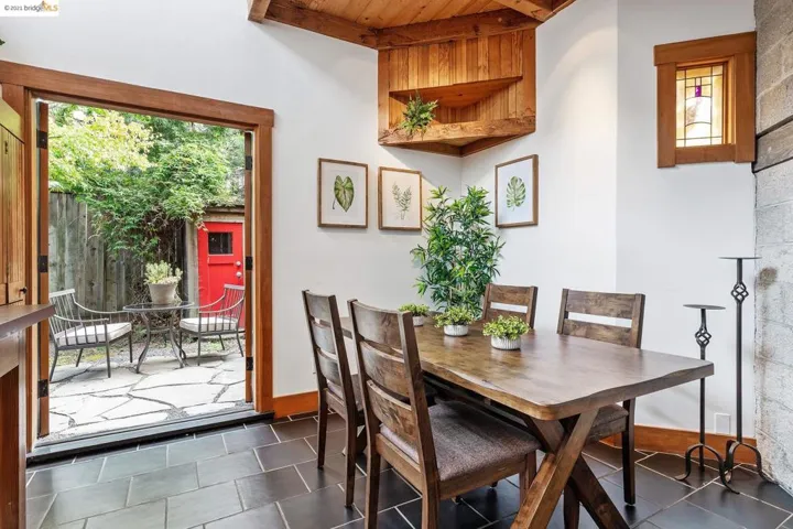 2016 Delaware Street A, Berkeley, California 94709