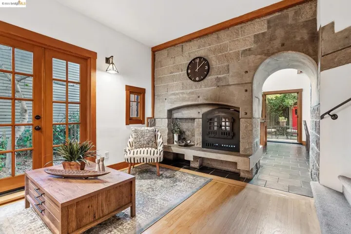 2016 Delaware Street A, Berkeley, California 94709