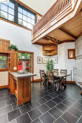 2016 Delaware Street A, Berkeley, California 94709