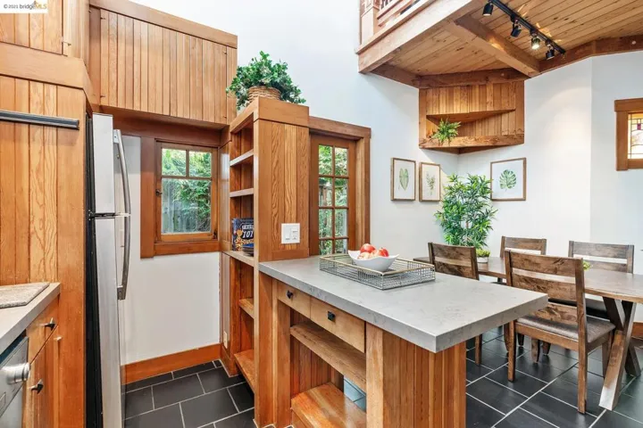 2016 Delaware Street A, Berkeley, California 94709
