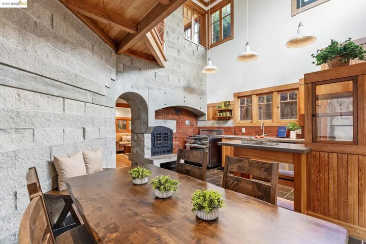 2016 Delaware Street A, Berkeley, California 94709