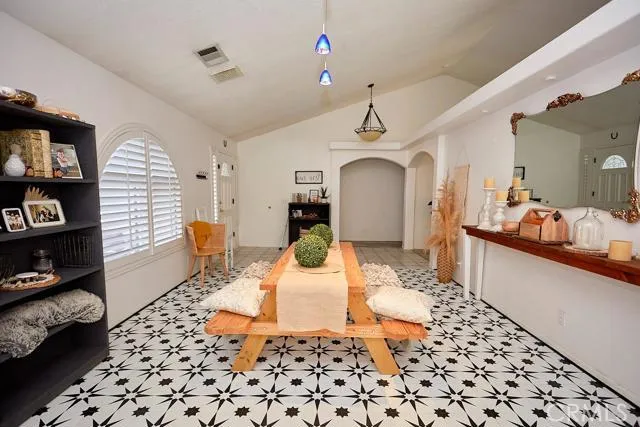 14447 Choco Road, Apple Valley, California 92307