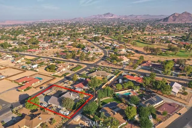 14447 Choco Road, Apple Valley, California 92307