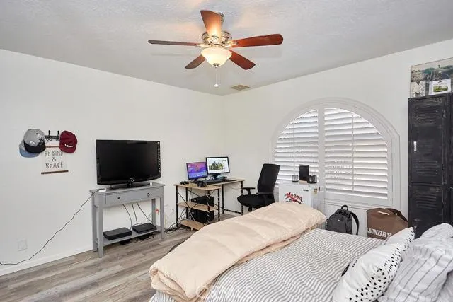 14447 Choco Road, Apple Valley, California 92307