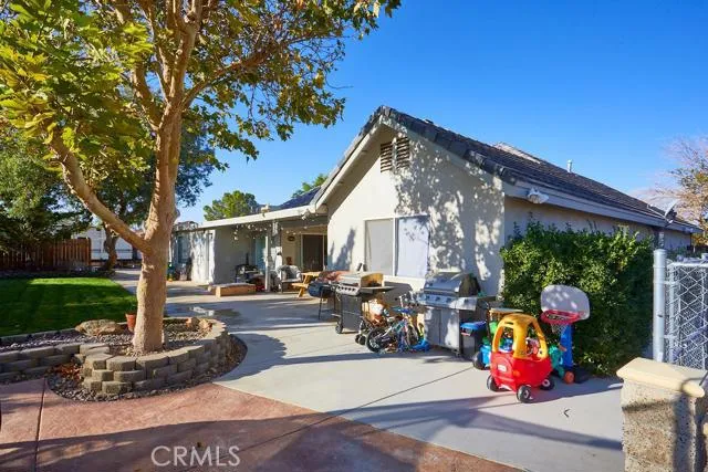 14447 Choco Road, Apple Valley, California 92307