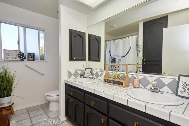 14447 Choco Road, Apple Valley, California 92307