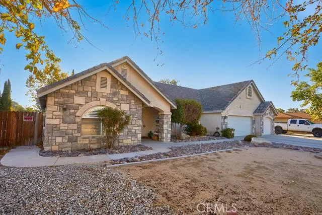 14447 Choco Road, Apple Valley, California 92307