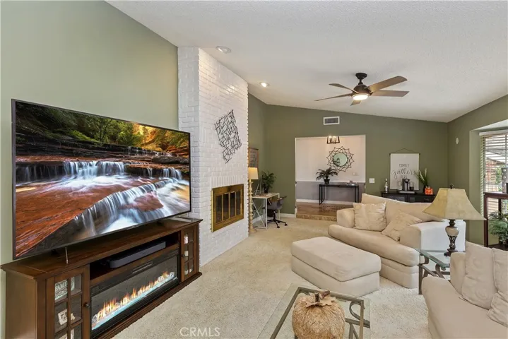 6901 Sandtrack Road, Riverside, California 92506